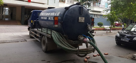 Dịch Vụ Hút Bể Phốt Tại Long Biên: Công Nghệ Hút Chân Không, Gi