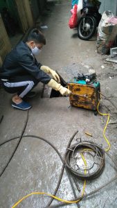 Thông tắc cống tại phường Yên Nghĩa quận Hà Đông