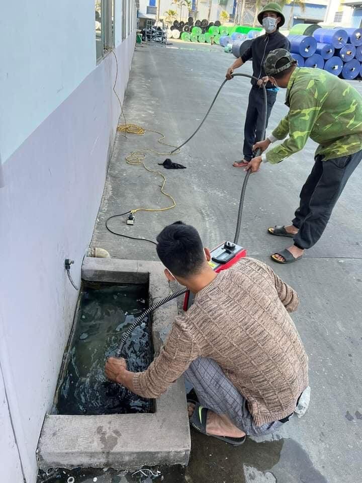Thông cống rãnh ngoài trời tại khu dân cư Vệ An, Bắc Ninh