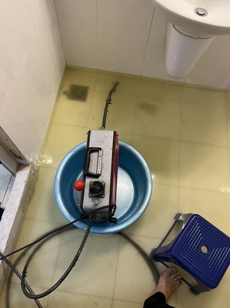 Thông tắc cống tại phường Giảng Võ quận Ba Đình– Hà Nội Urenco: Nước thoát chậm trong nhà tắm: Nguyên nhân và giải pháp
