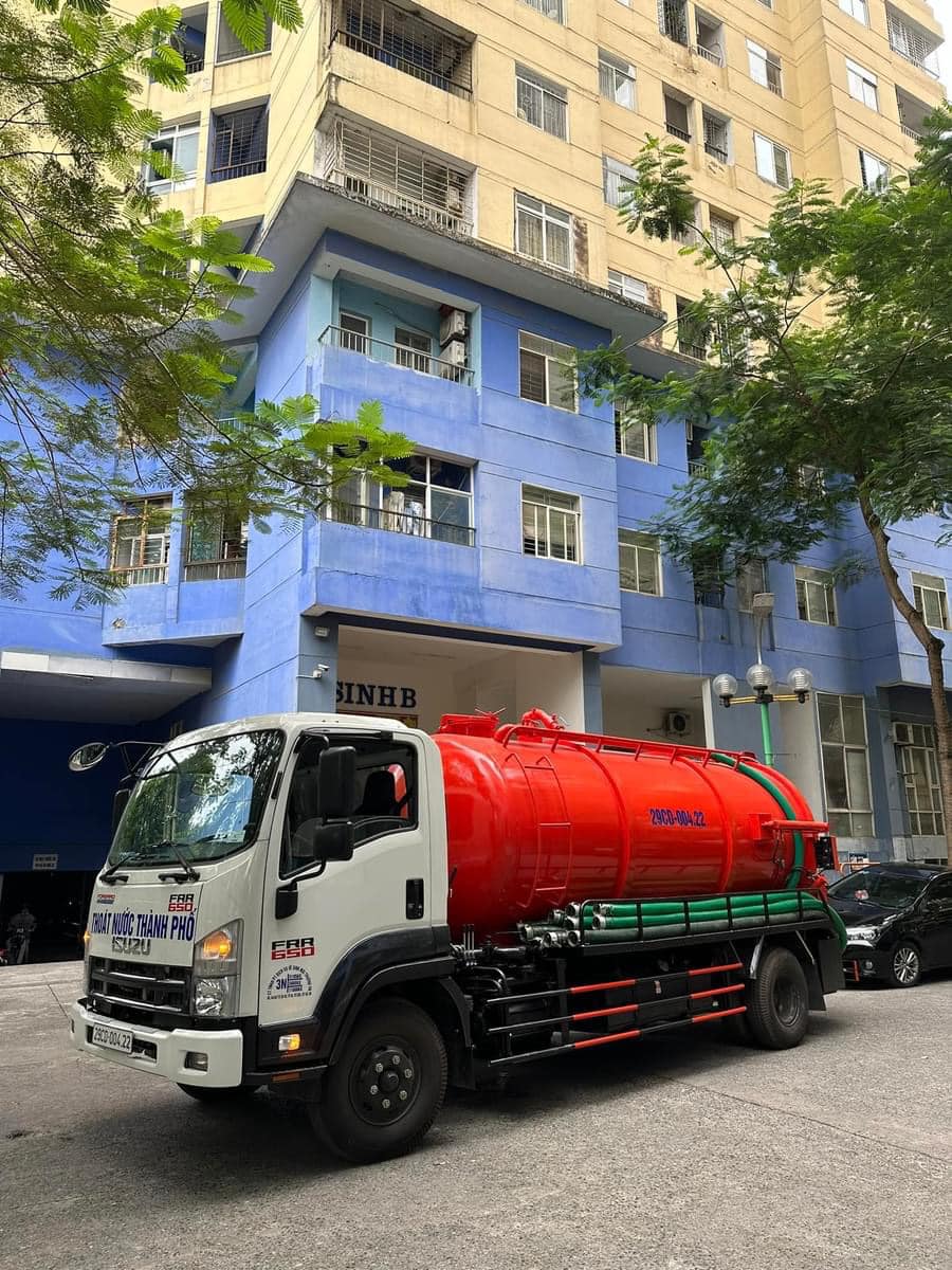 Hút Bể Phốt Tại Phường Dương Nội, Hà Đông: Sạch 99%, Không Đục Phá