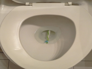 Thông tắc cống tại phường Kim Mã quận Ba Đình - Hà Nội Urenco:
Có nên dùng axit thông cống không? Những lưu ý an toàn